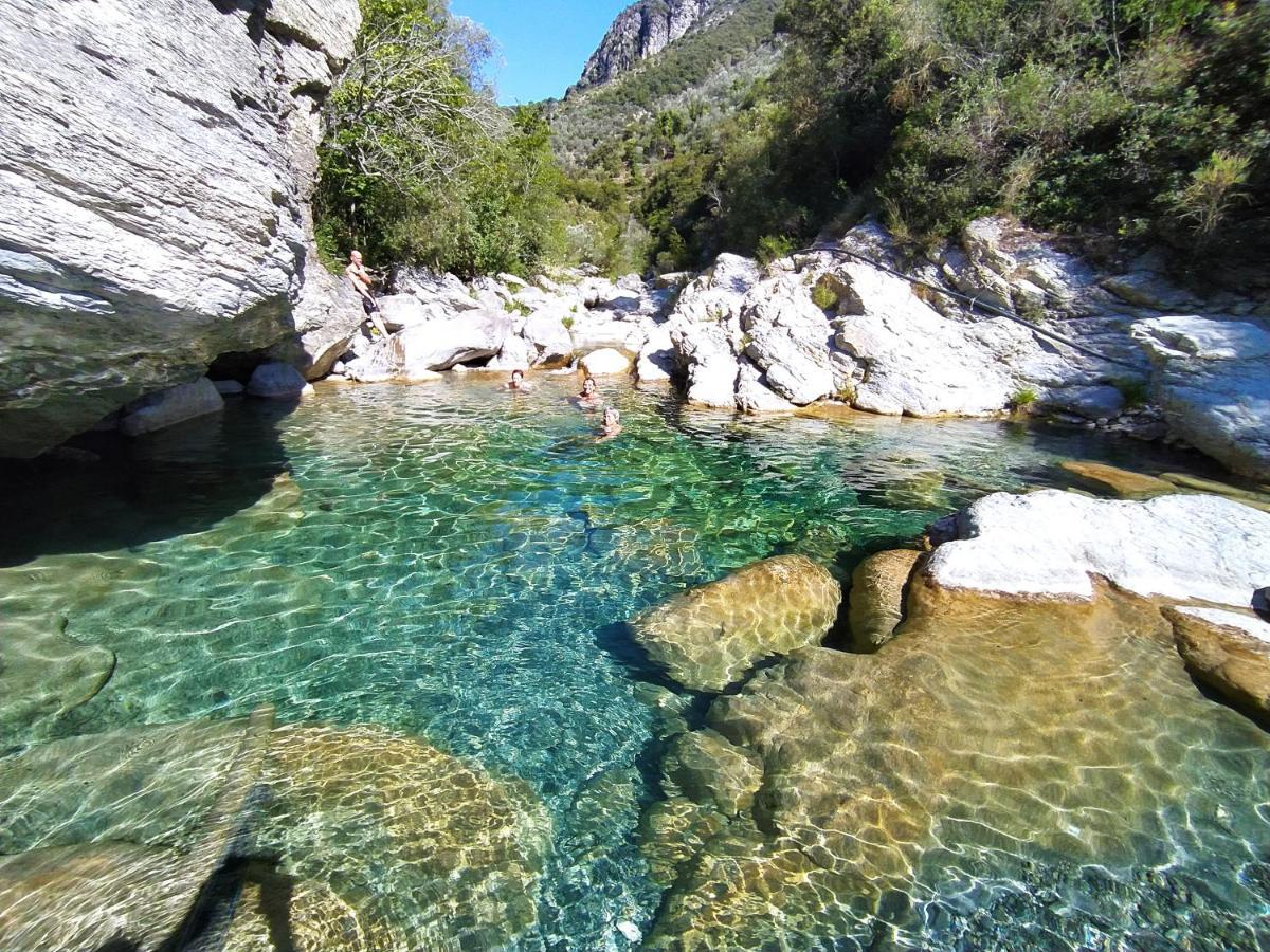 la casa di enea Villa Apricale Esterno foto